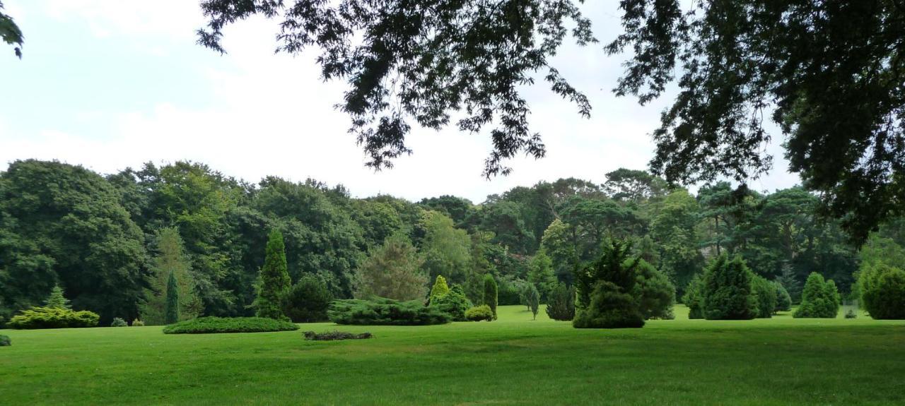 Pinetum Gardens Retreats Hotel Сейнт Остел Екстериор снимка